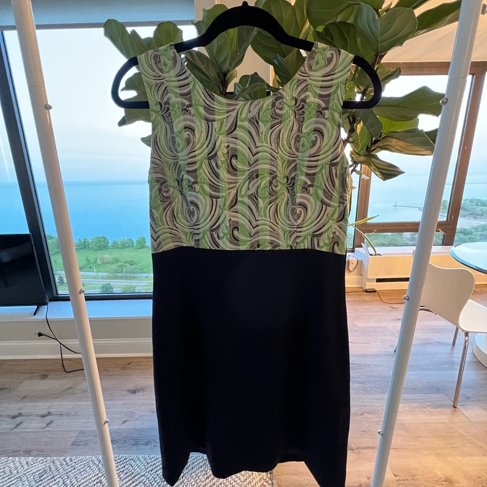 Vintage 60s mini dress, fits like an 8